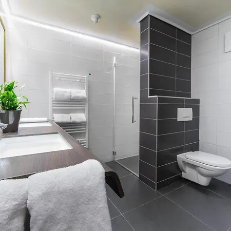 Boutique Anybody Saalbach-Hinterglemm