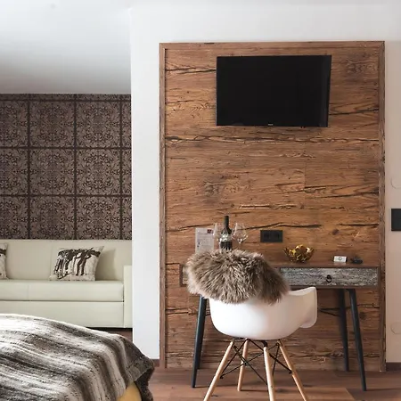 Boutique Anybody Hotel 3*