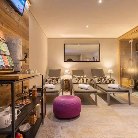 Boutique Anybody 3*