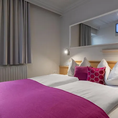 Boutique Anybody Hotel 3*