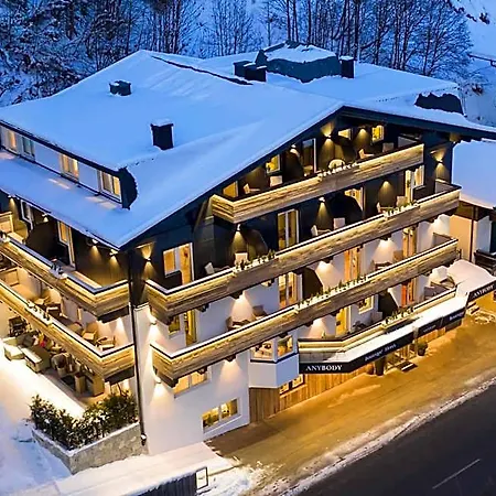 Boutique Anybody Hotel 3*