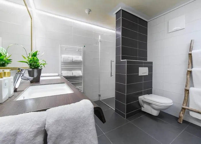 Boutique Anybody Saalbach-Hinterglemm